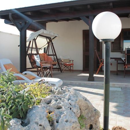 Casetta Dei Geranei Casalabate Exteriör bild